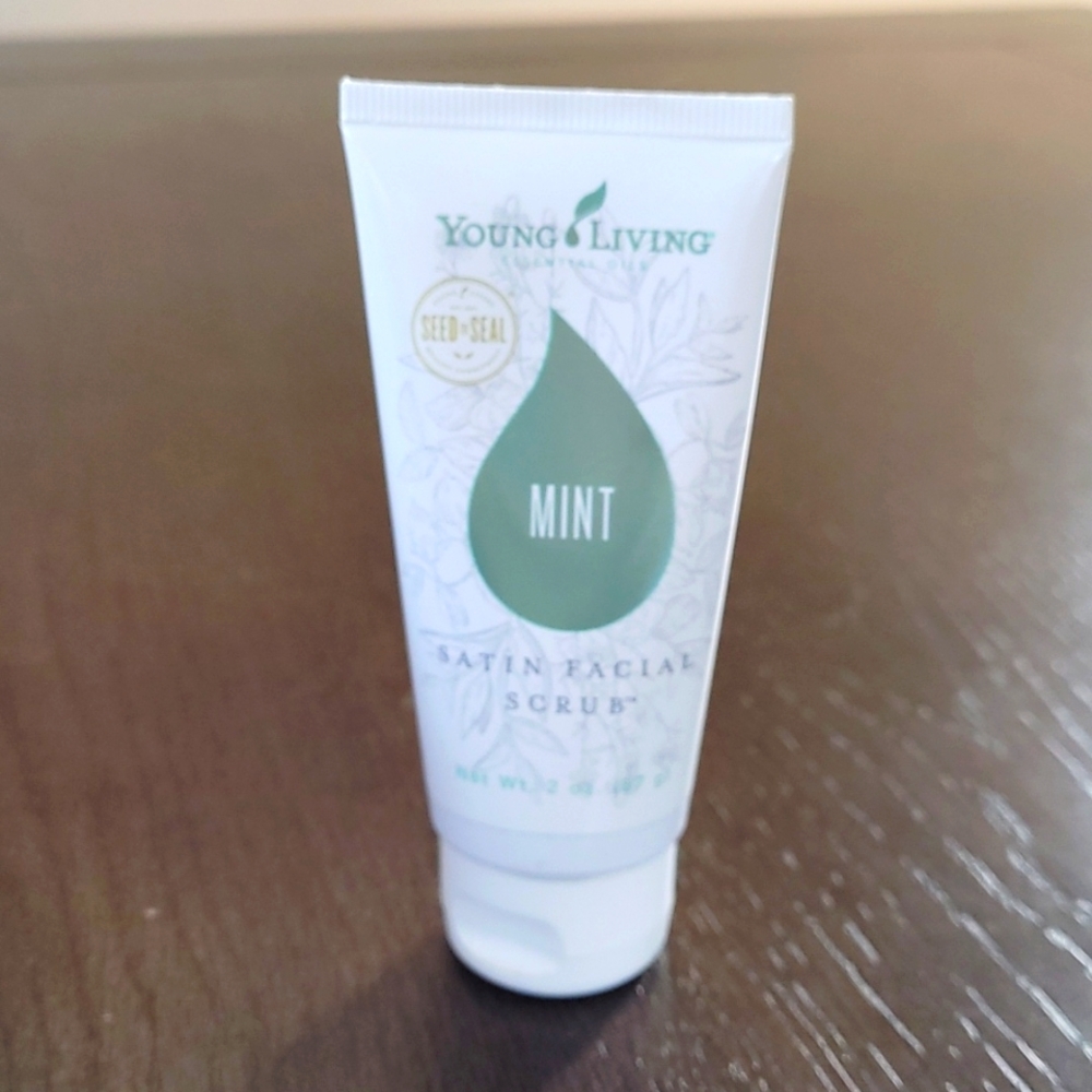 YL facial scrub
